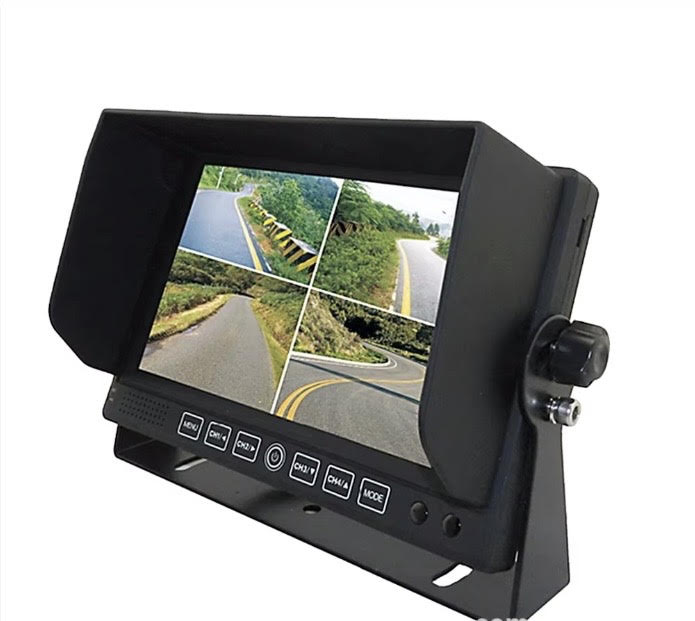 4 pin 7 inch - 4 ch digital LCD Quad Monitor